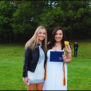 Meet your Posher, Olivia